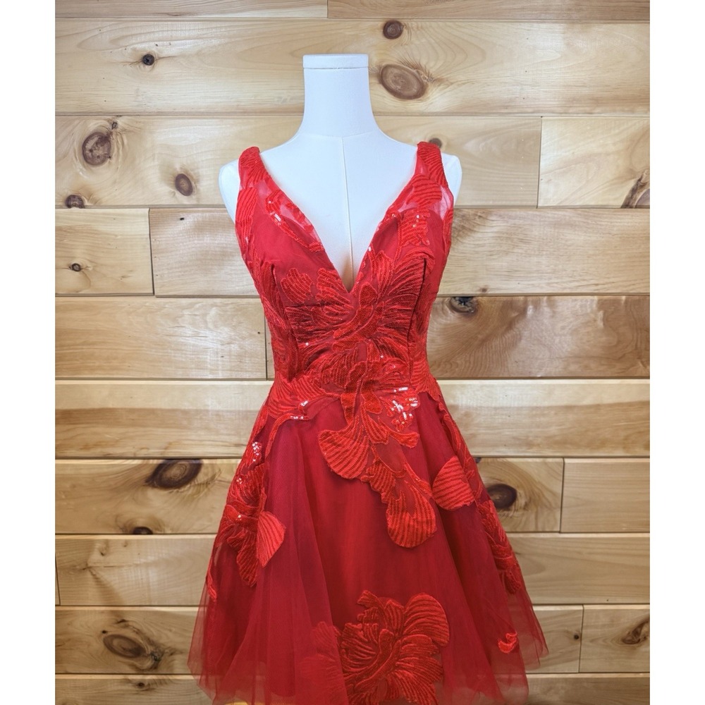 Sophia Thomas Red Sequin Embroidered Tulle V-Neck Backless A-Line Dress 8